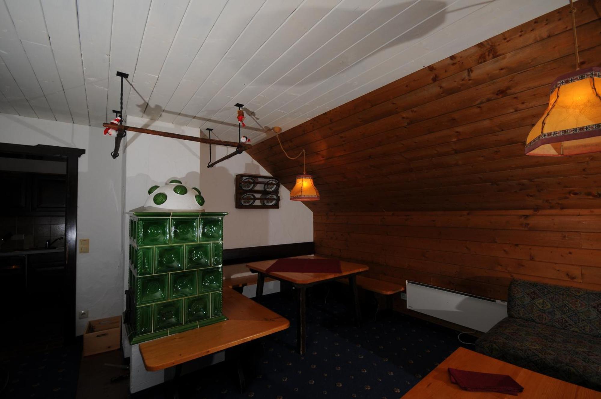 Alpenhaeuser Marcius Sonnenalpe Nassfeld Chambre photo